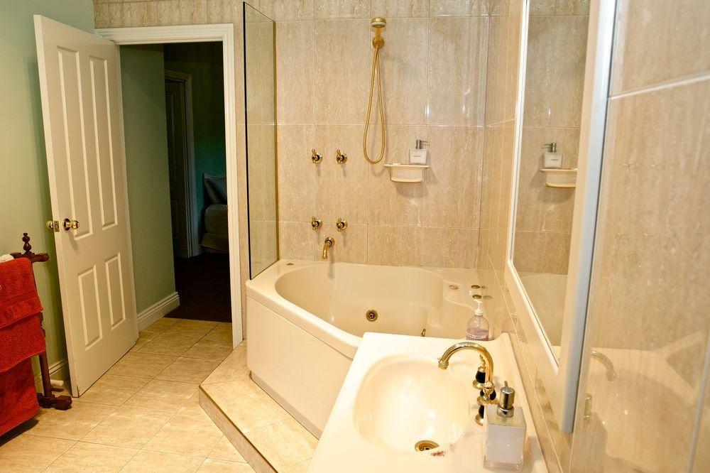 Holly Lane Mews Motel Yarra Glen Ngoại thất bức ảnh