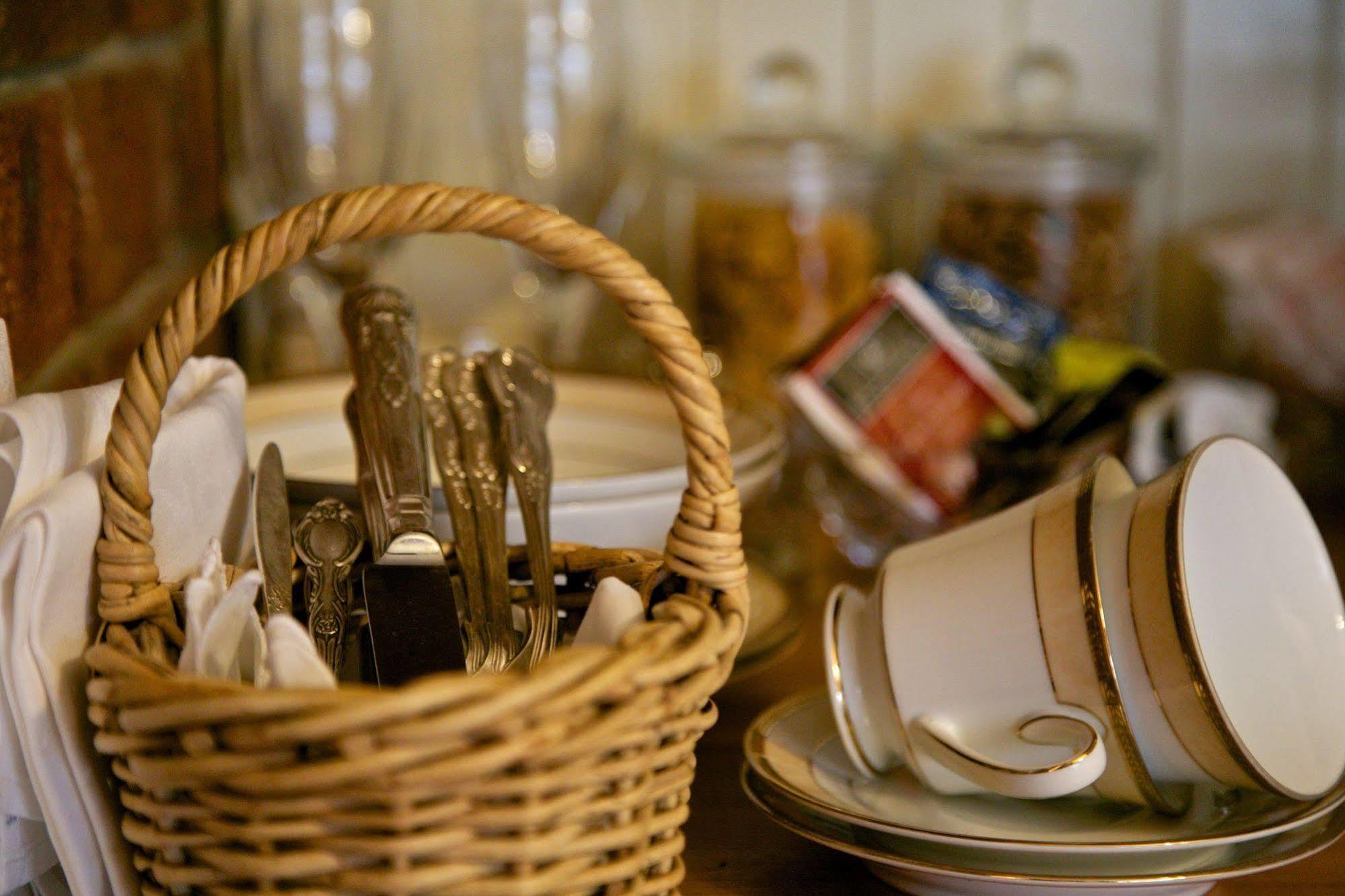 Holly Lane Mews Motel Yarra Glen Ngoại thất bức ảnh